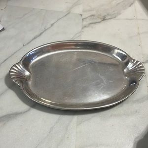 Wilton Armetele Scallop Platter